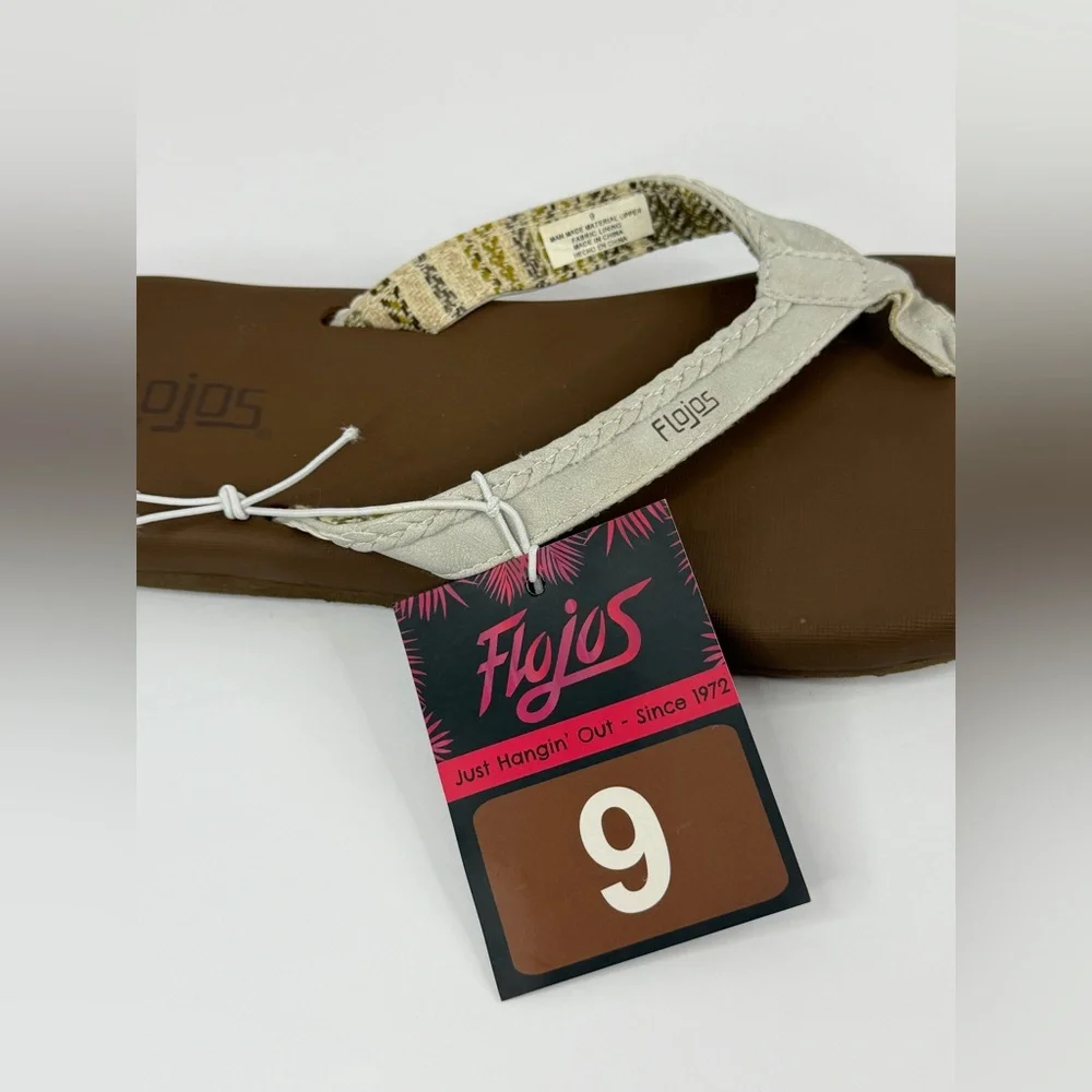 Flojos Comfort Flip Flops Size 9 Ivory Tan Beach Vacation Sandals NWT